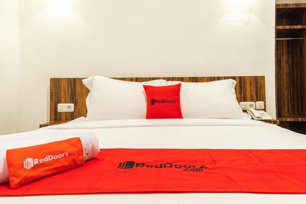 Reddoorz @ Binjai Hotel Bagian luar foto